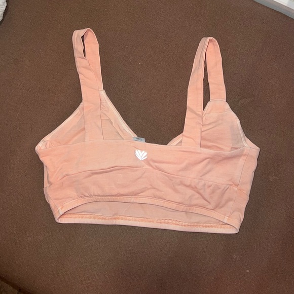 Forever 21 - Picture 2 of 2